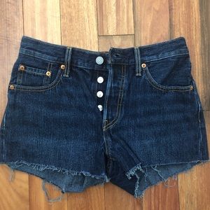 Levi’s 501 high waist denim shorts dark blue 25